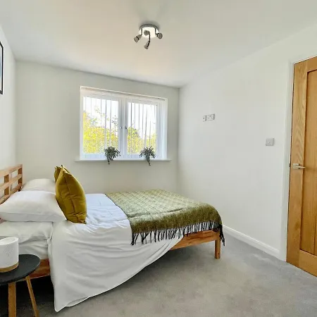 Aura Ground Floor York